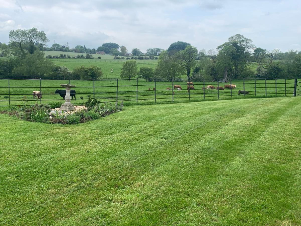 Weatherhead Farm * Buckingham